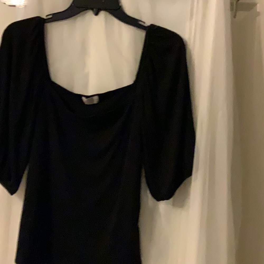 Pheasant style Black ribbed top, by SO, size large